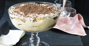 Рецептите на GRAN BAR: Коледна козуначена купа с кафе и крем